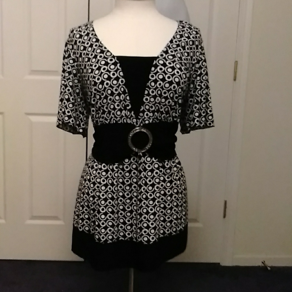 Black & White Plus size Top